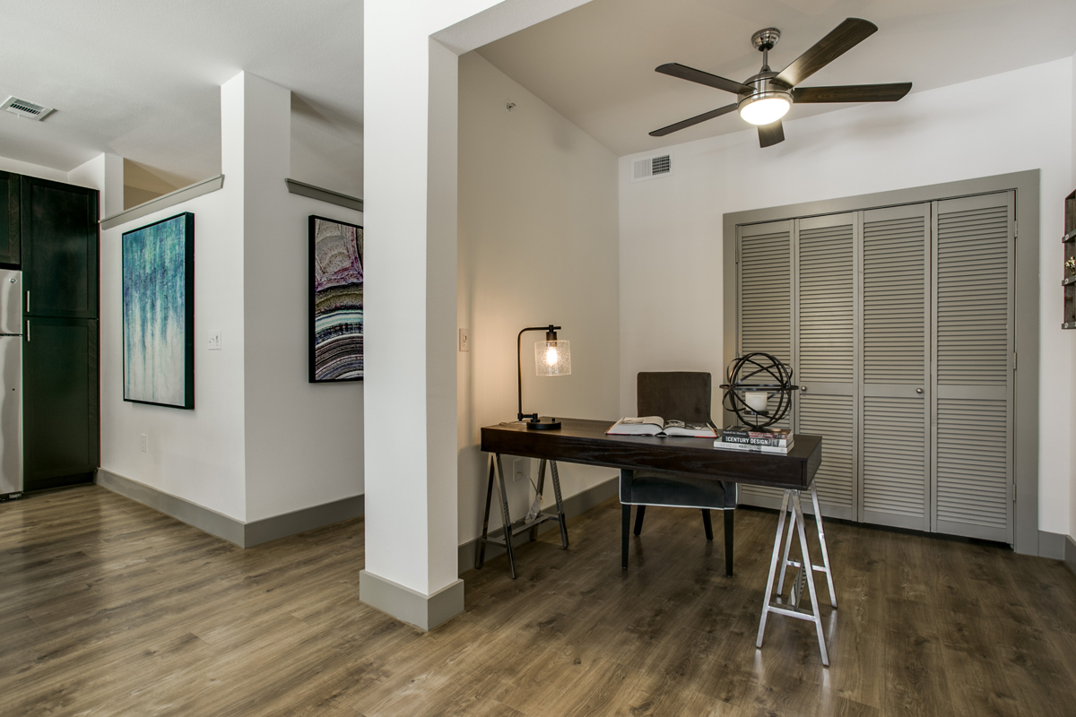 Apartments in Dallas TX | Loft + Row | Home | Welcome